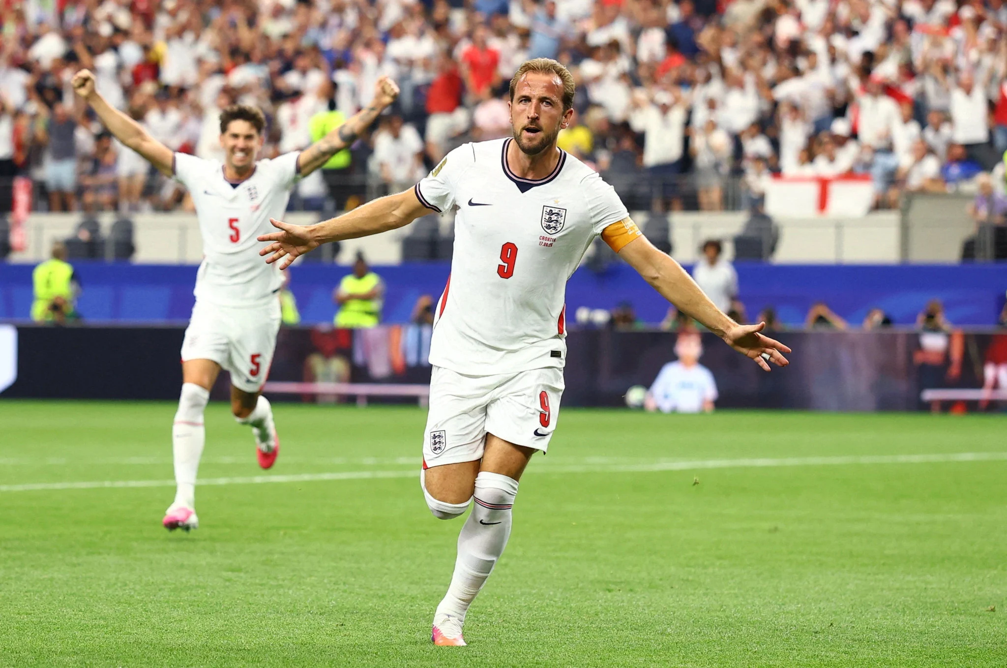 OK9: Anh thắng 4-2, giấc mơ 1966 và kỷ lục Harry Kane